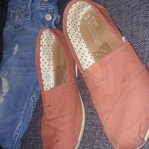 Burnt Orange/Red Toms