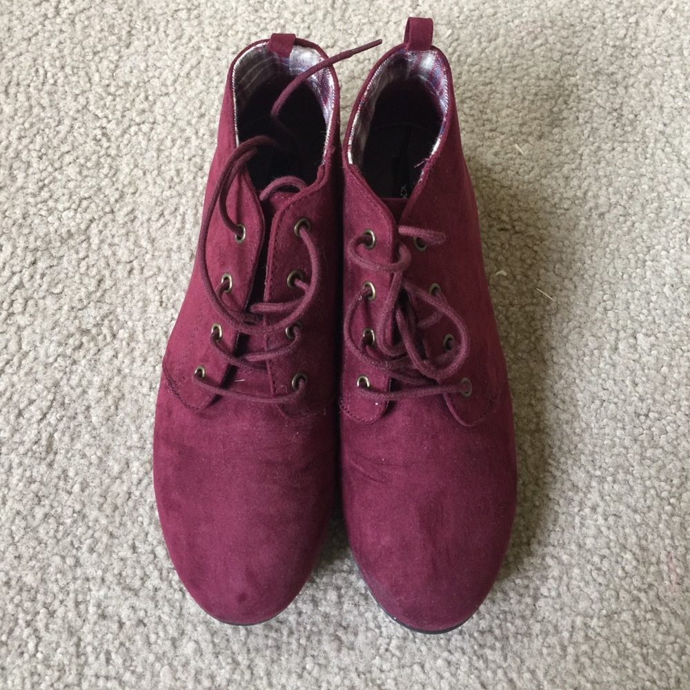 F21 Burgundy flat ankle boots
