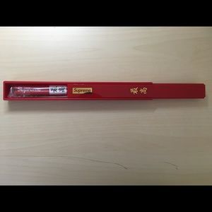Supreme chopsticks