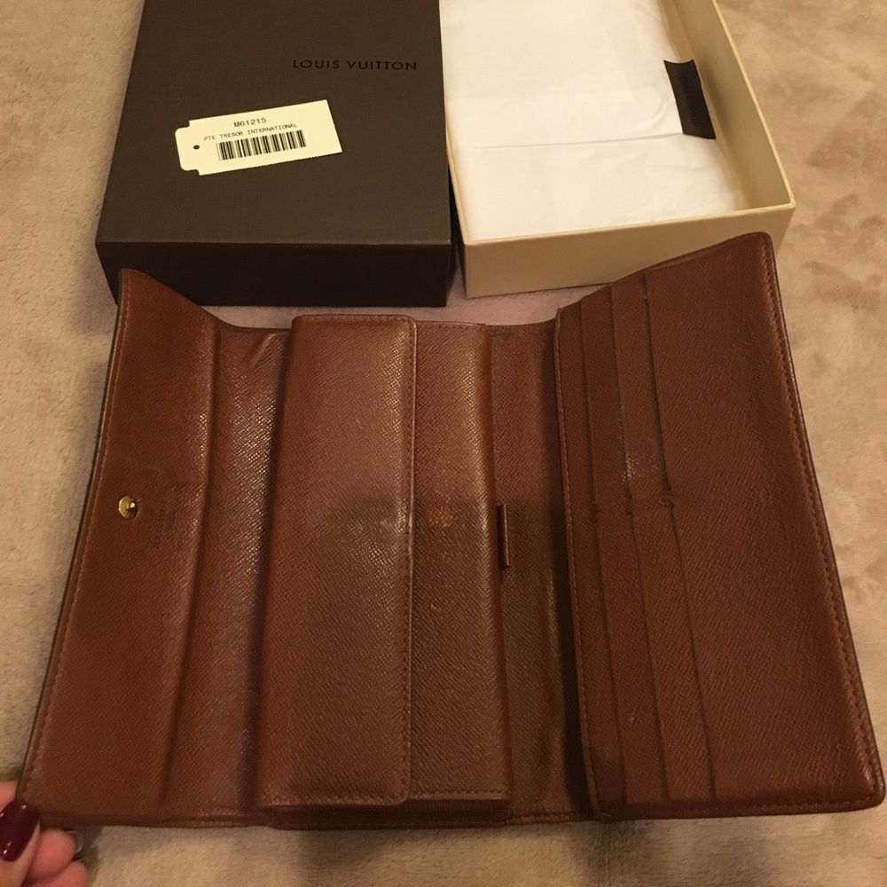 💯Authentic Louis Vuitton wallet - Picture 2 of 7