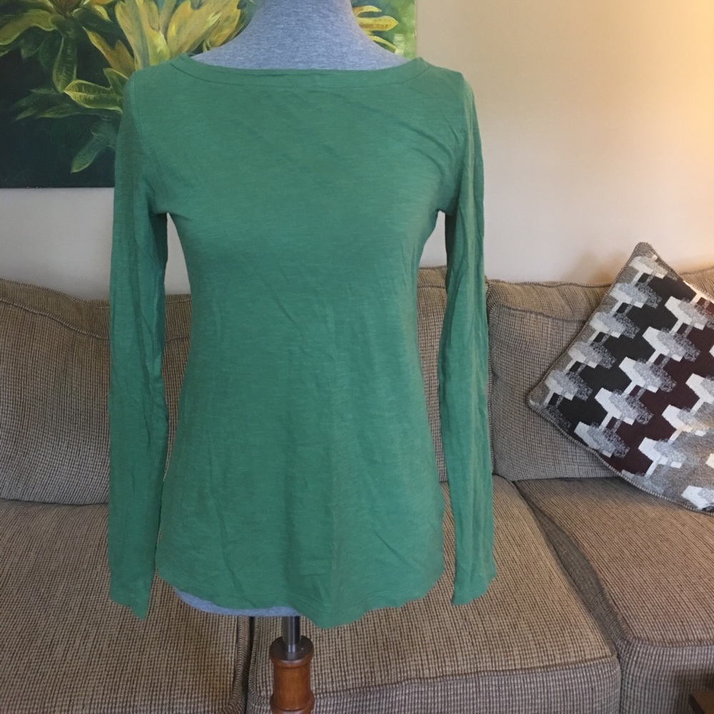 Long sleeve tee
