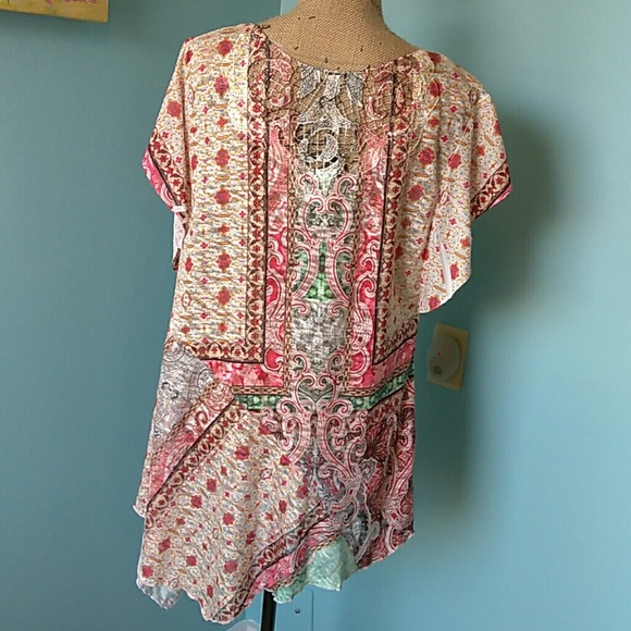 asymetrical hem top - Picture 2 of 4