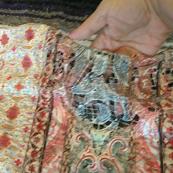 asymetrical hem top - Picture 4 of 4