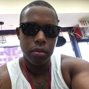 Meet your Posher, Corey