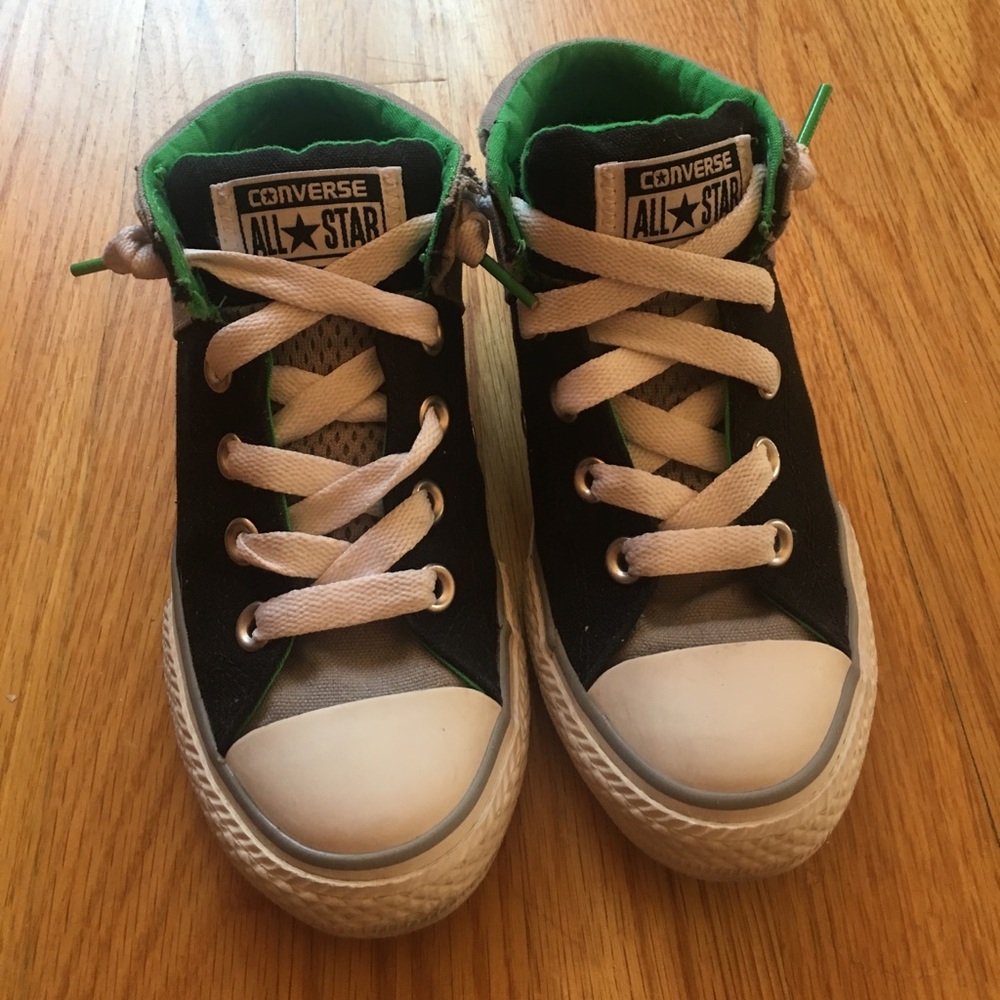 Converse All Star Junior sneakers size 1
