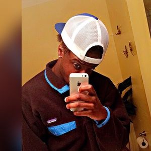 Meet your Posher, Derrius
