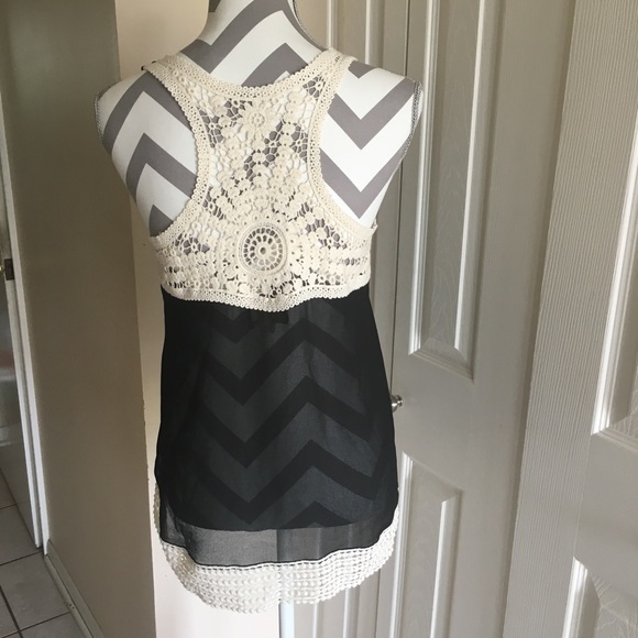 Collective Concept Loosely Woven Razor Back Tank - Picture 2 of 8