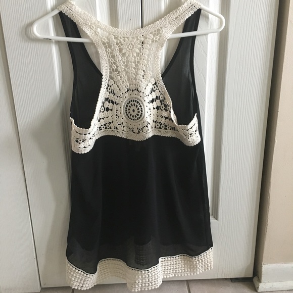 Collective Concept Loosely Woven Razor Back Tank - Picture 4 of 8