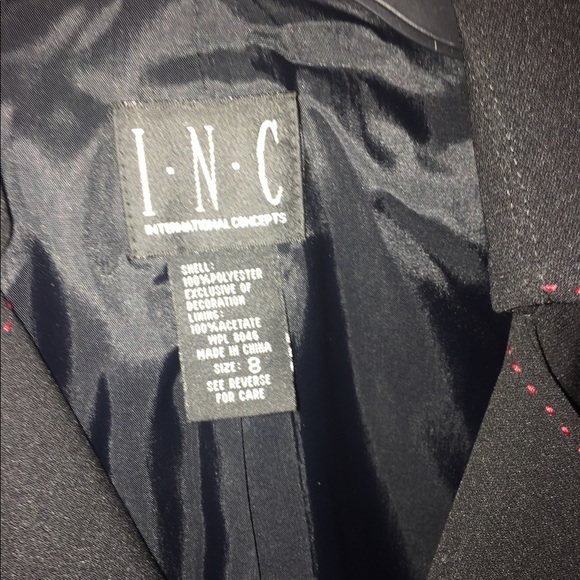 Dress up your outfit with this beautiful jacket ! - Picture 2 of 4