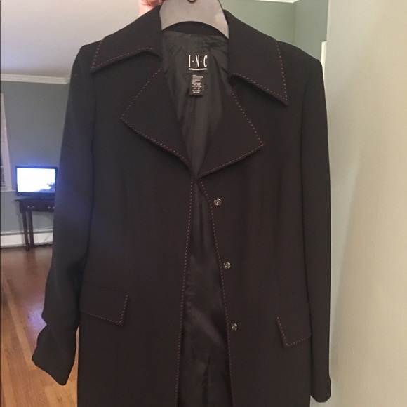 Dress up your outfit with this beautiful jacket ! - Picture 3 of 4