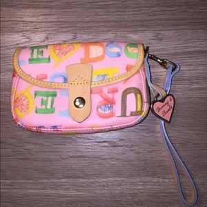 Dooney & Bourke wristlet