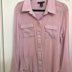 Pale pink white black top