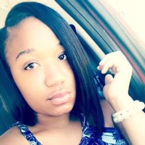 Meet your Posher, Maya