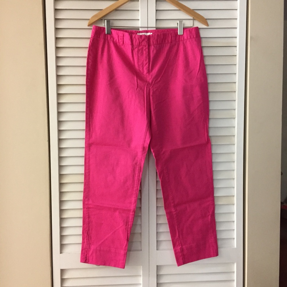 Vineyard Vines size 6 capris