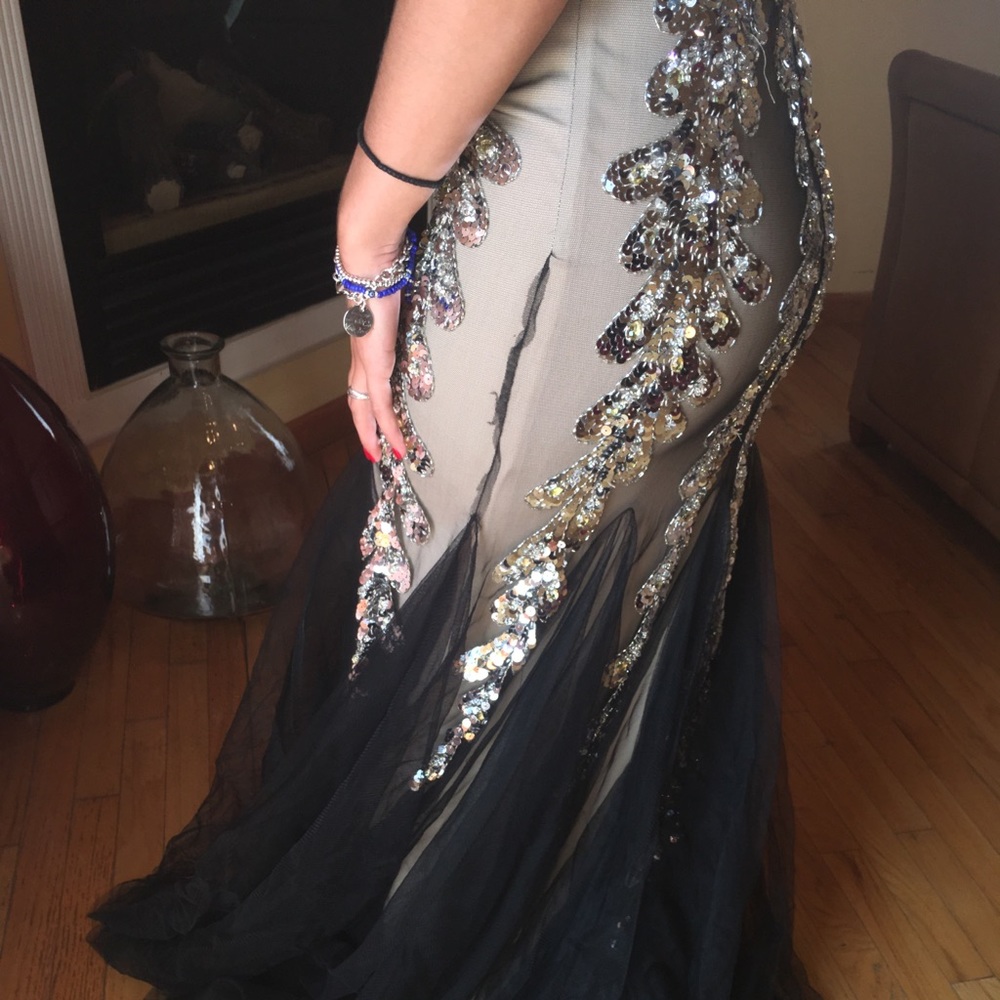Jovani gown worn once - Picture 4 of 8