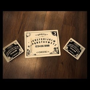 RAE DUNN - Ouija Board cheese plater and plates