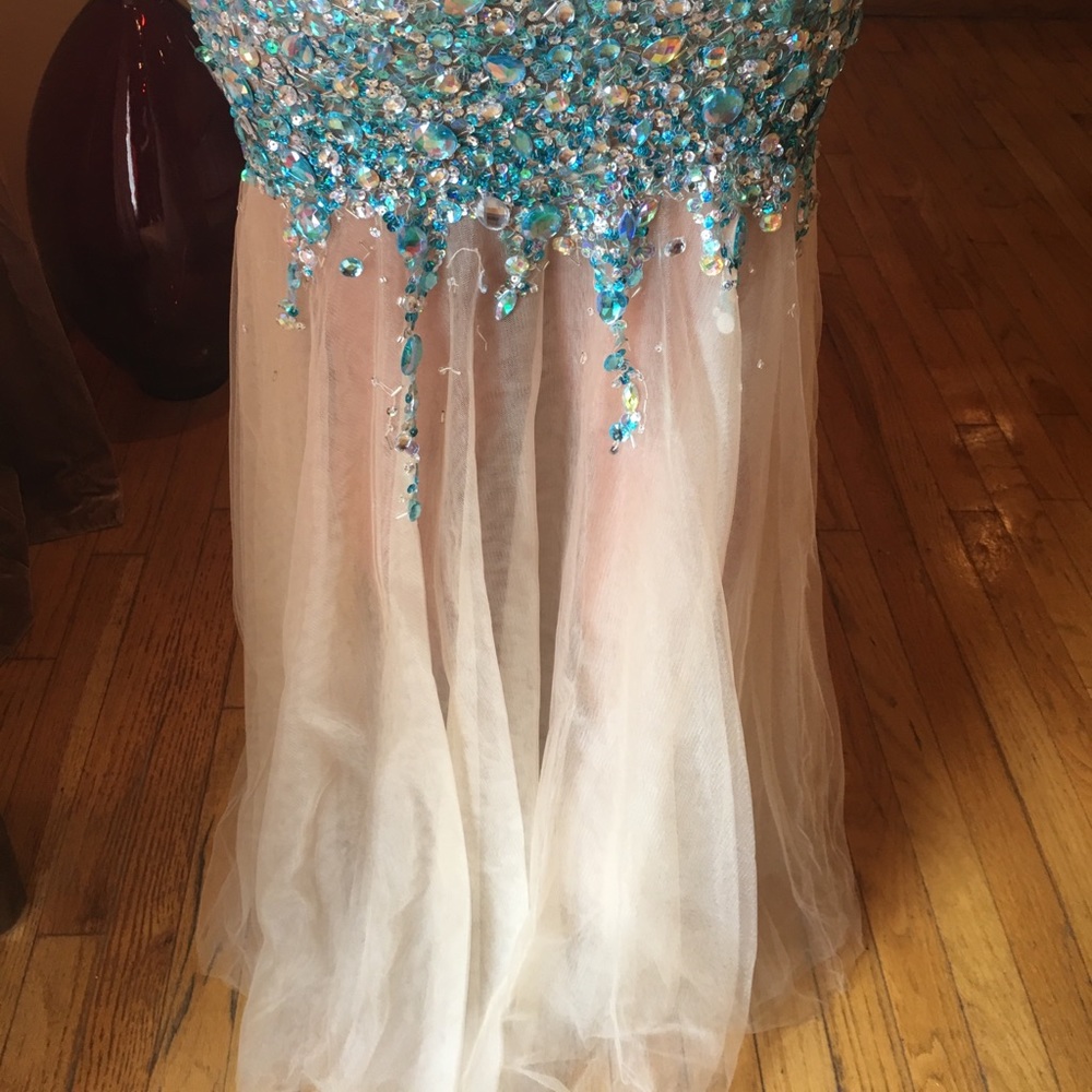 Jovani mermaid gown blue and nude - Picture 5 of 8