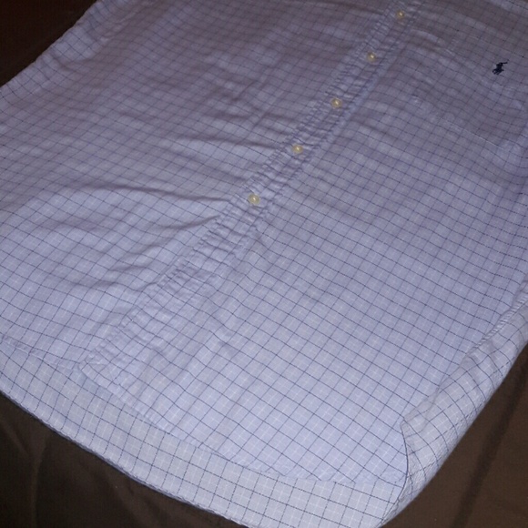 Button up - Picture 3 of 3