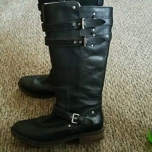 Leather Authentic UGGS