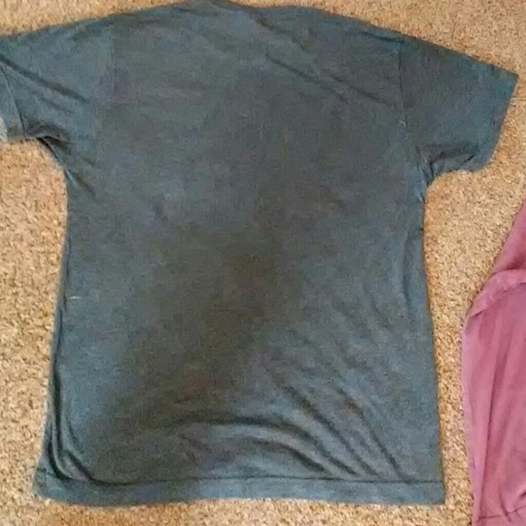 T-Shirt - Picture 2 of 2