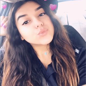 Meet your Posher, Isabella