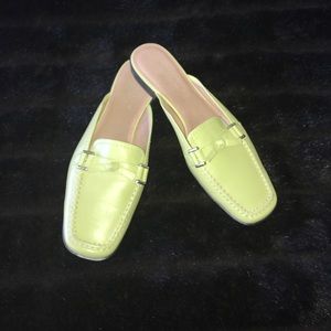 Anne Klein iFlex Lime Green Mules