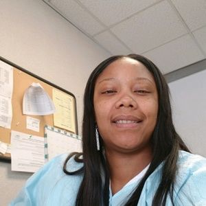 Meet your Posher, Chanel