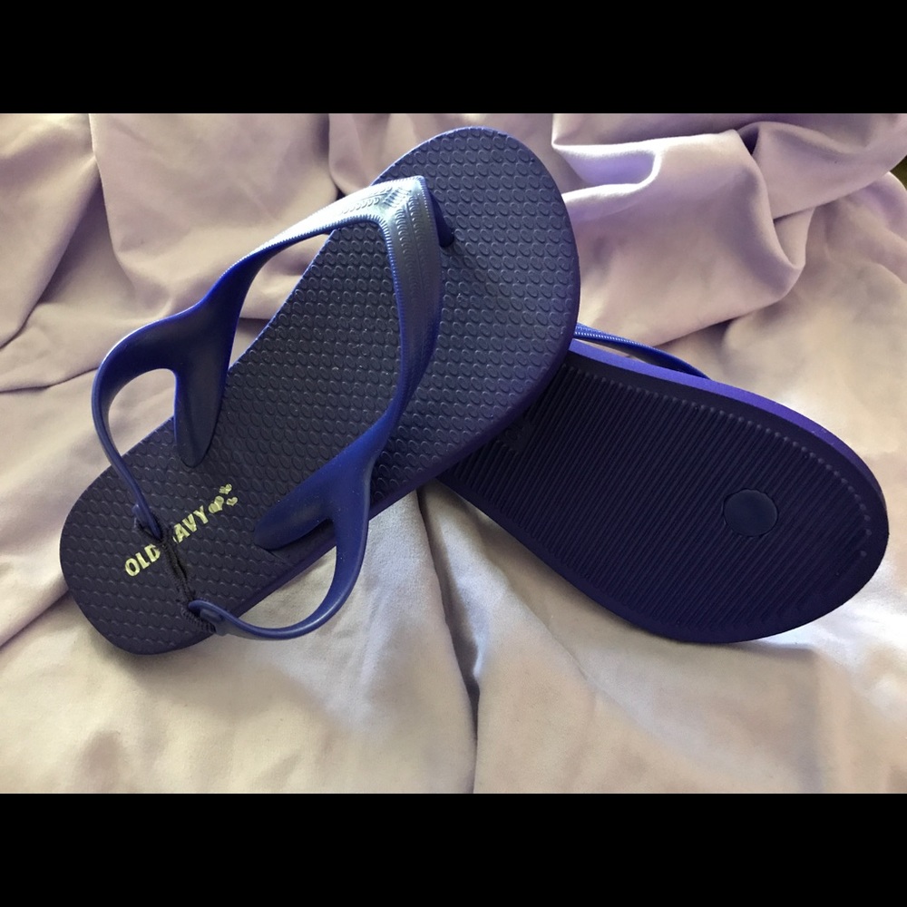 New Old Navy Sandals