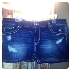 Daytrip Cute Ripped Jean Shorts from Buckle