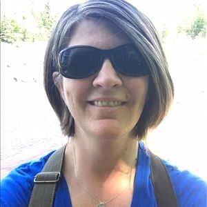 Meet your Posher, Colleen