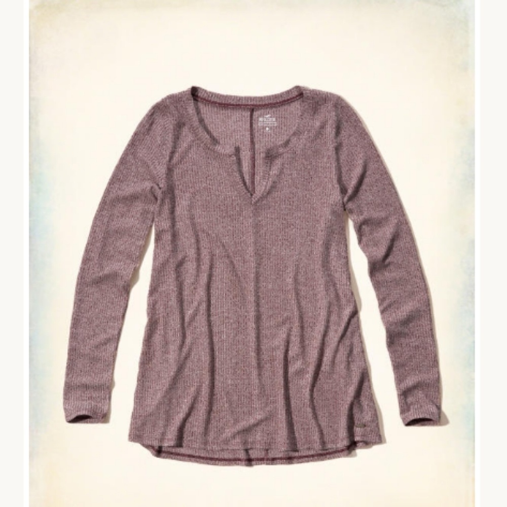 NWT : Hollister MustHave NotchFront Ribbed T-Shirt
