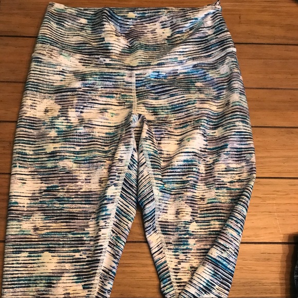 Work out capris - Picture 1 of 5