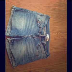 No boundaries jean shorts