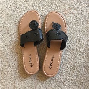 Jack Rogers Look-a-like