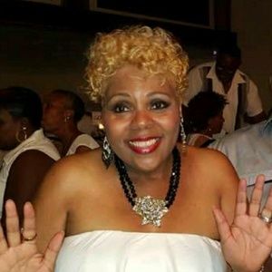 Meet your Posher, Rita