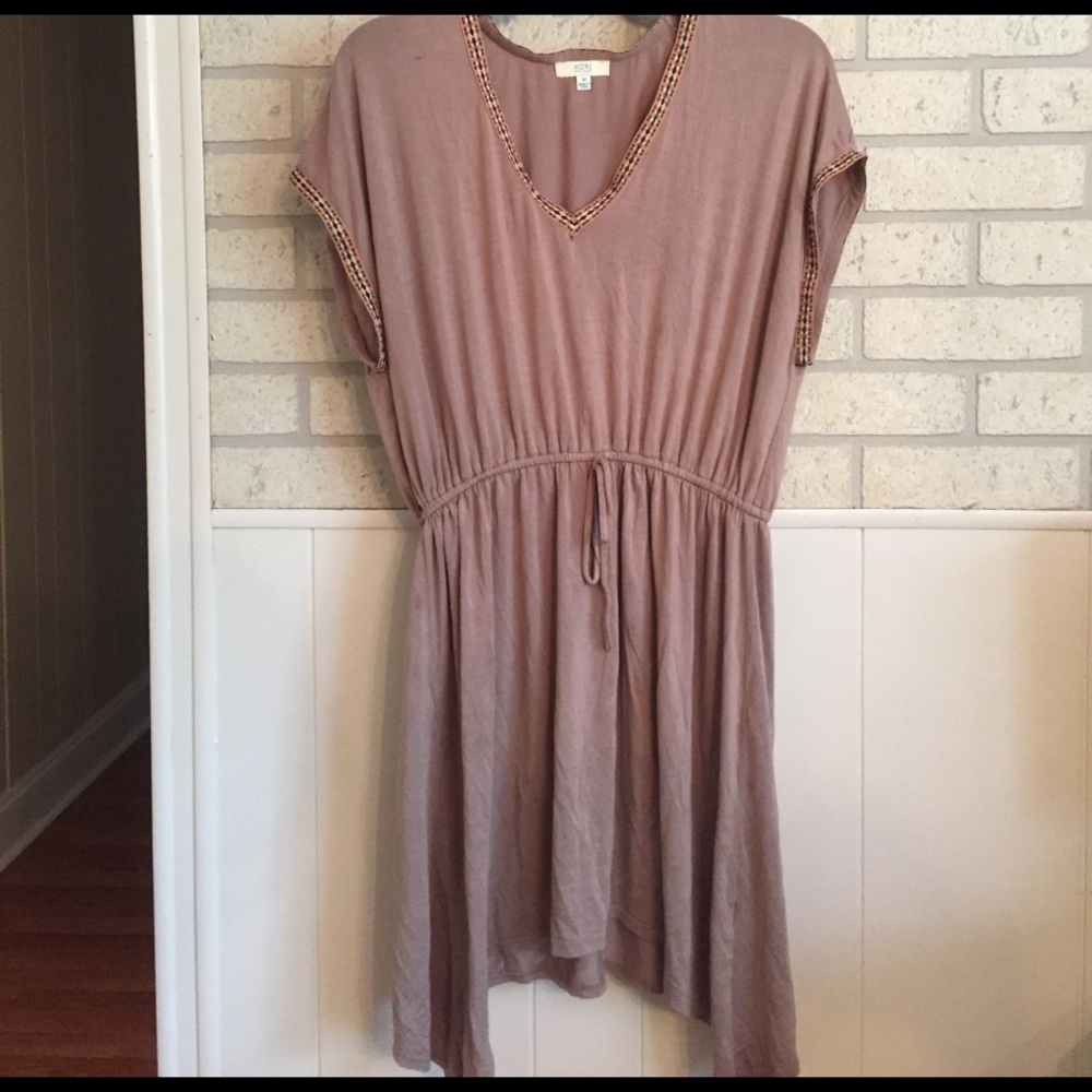 Handkerchief Cut Boutique Dress 👗