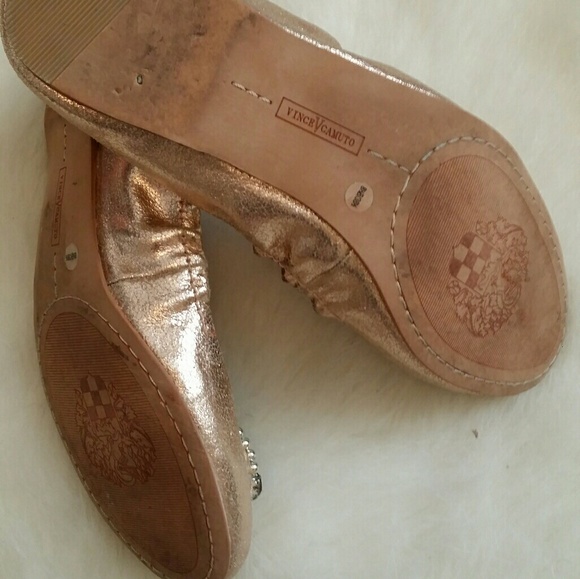 VINCE CAMUTO SHOES - Picture 4 of 4