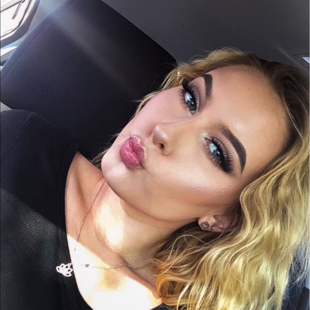 Meet your Posher, Megan