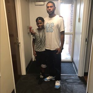 Meet your Posher, Adrian