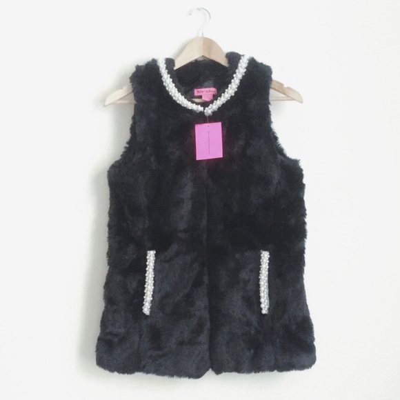LOWEST ❗️5⭐️NWT Betsey Johnson faux fur vest - Picture 2 of 5