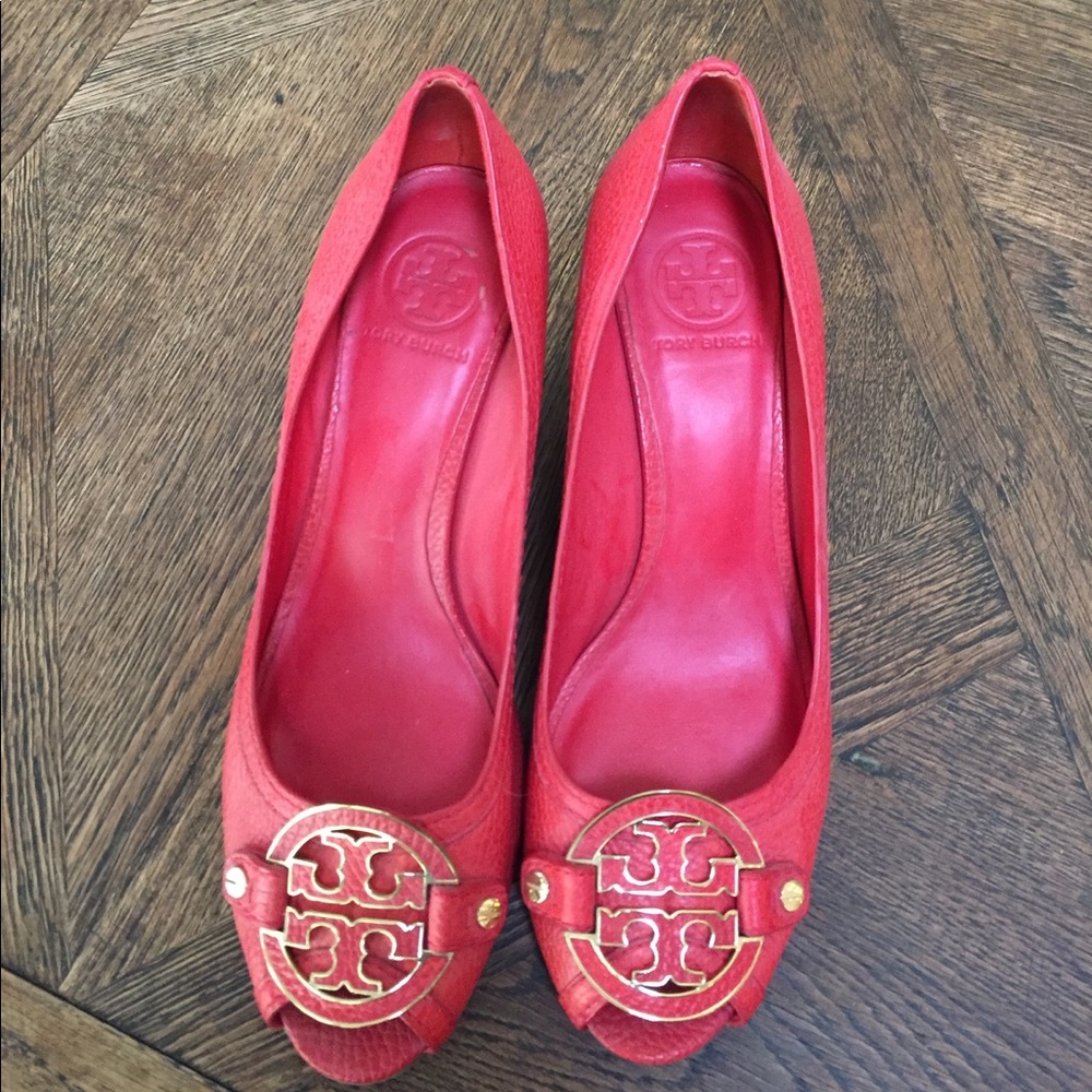 Tory Burch wedges orangish red