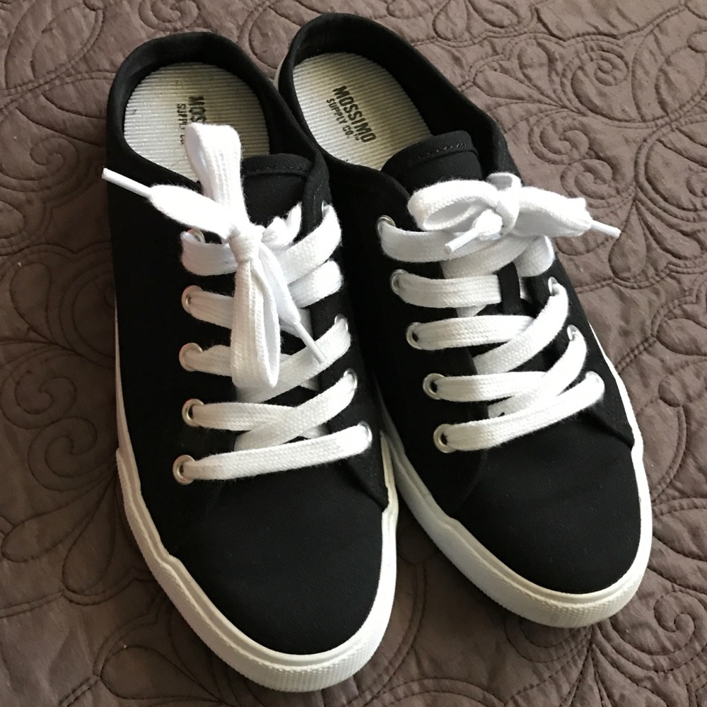 Black Slip on