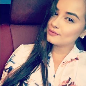 Meet your Posher, Florence