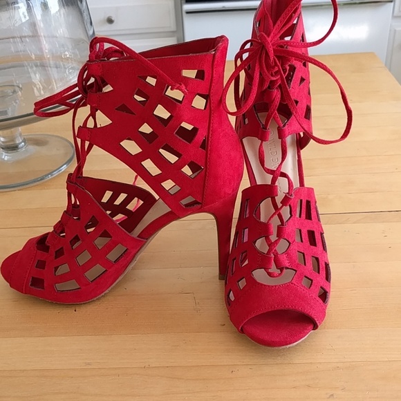 Shoes - Picture 2 of 2