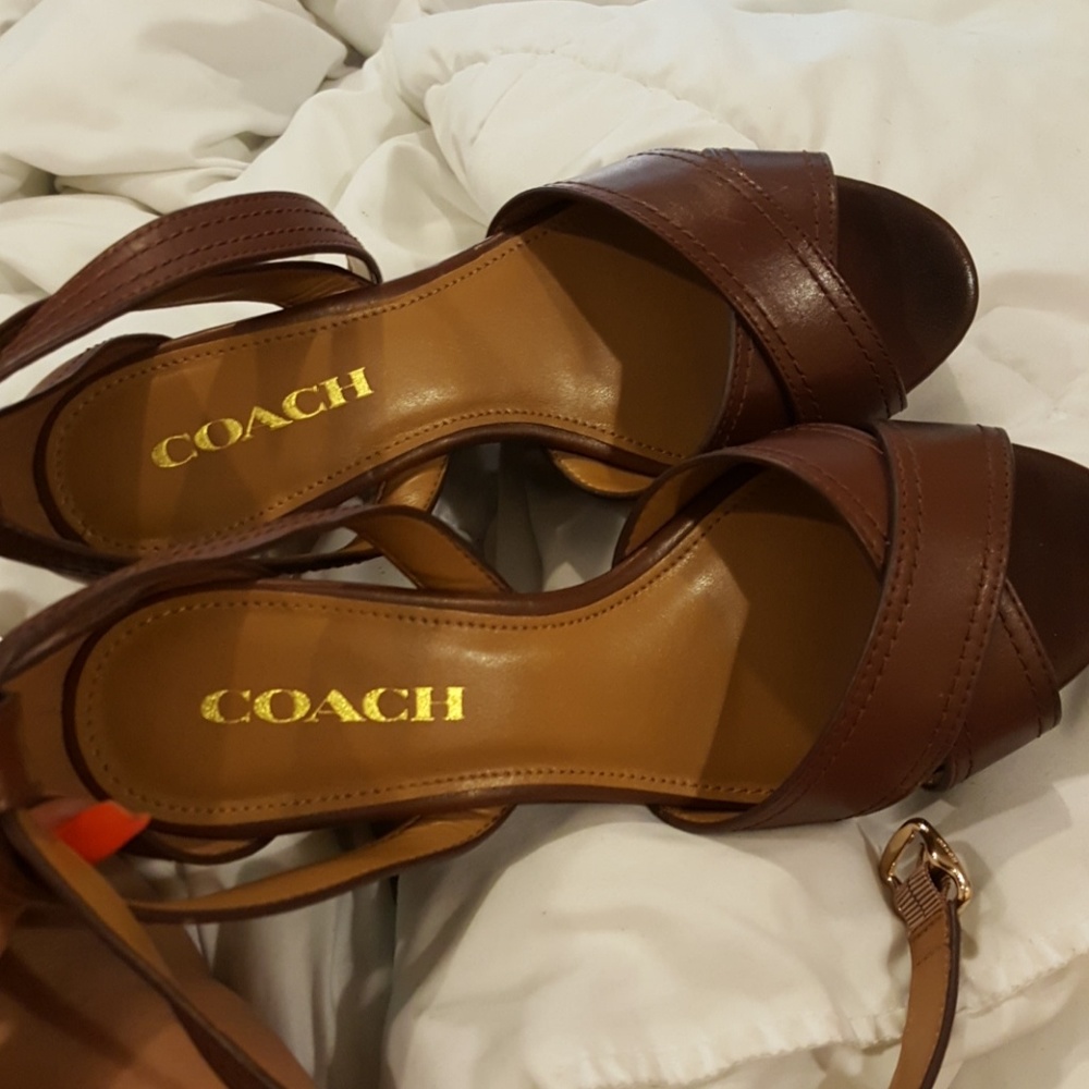 *SOLD* COACH WEDGES!!