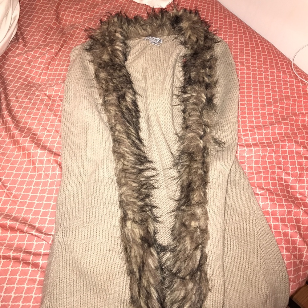 Sweater Vest