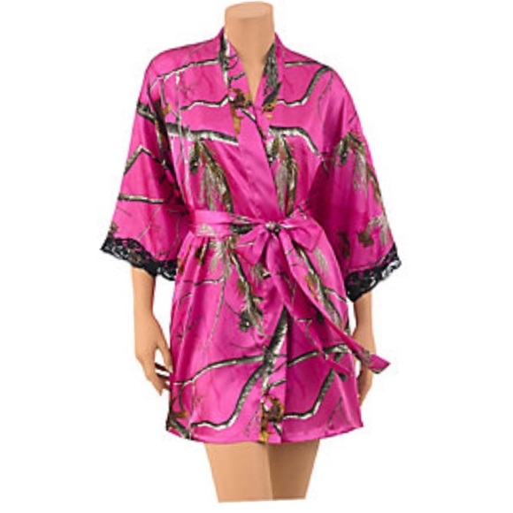 Realtree Other - 🆕Legendary realtree camo lace trimmed kimono robe
