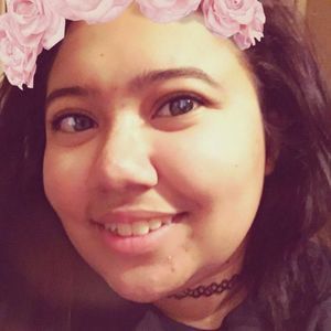 Meet your Posher, Tia