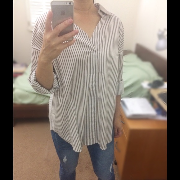 Brand New Stripes Double V-neck Top - Picture 5 of 5