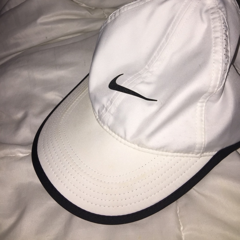 ✨Nike dri-fit sports hat✨LOWEST PRICE